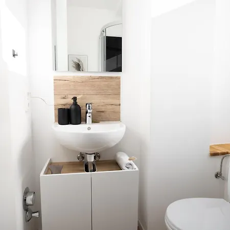 Apartamento Dwellstay - Zuse Hoefe