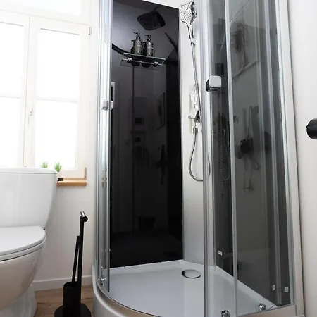 Dwellstay - Zuse Hoefe Apartment