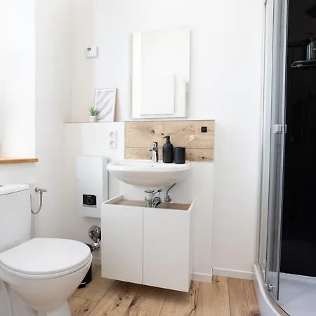 Dwellstay - Zuse Hoefe Apartamento