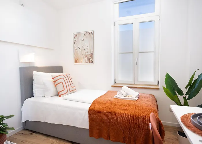 Dwellstay - Zuse Hoefe Apartman *