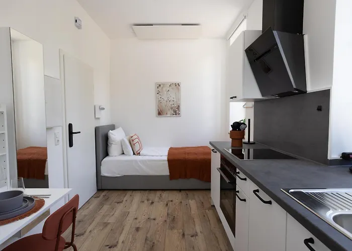 Dwellstay - Zuse Hoefe Apartman